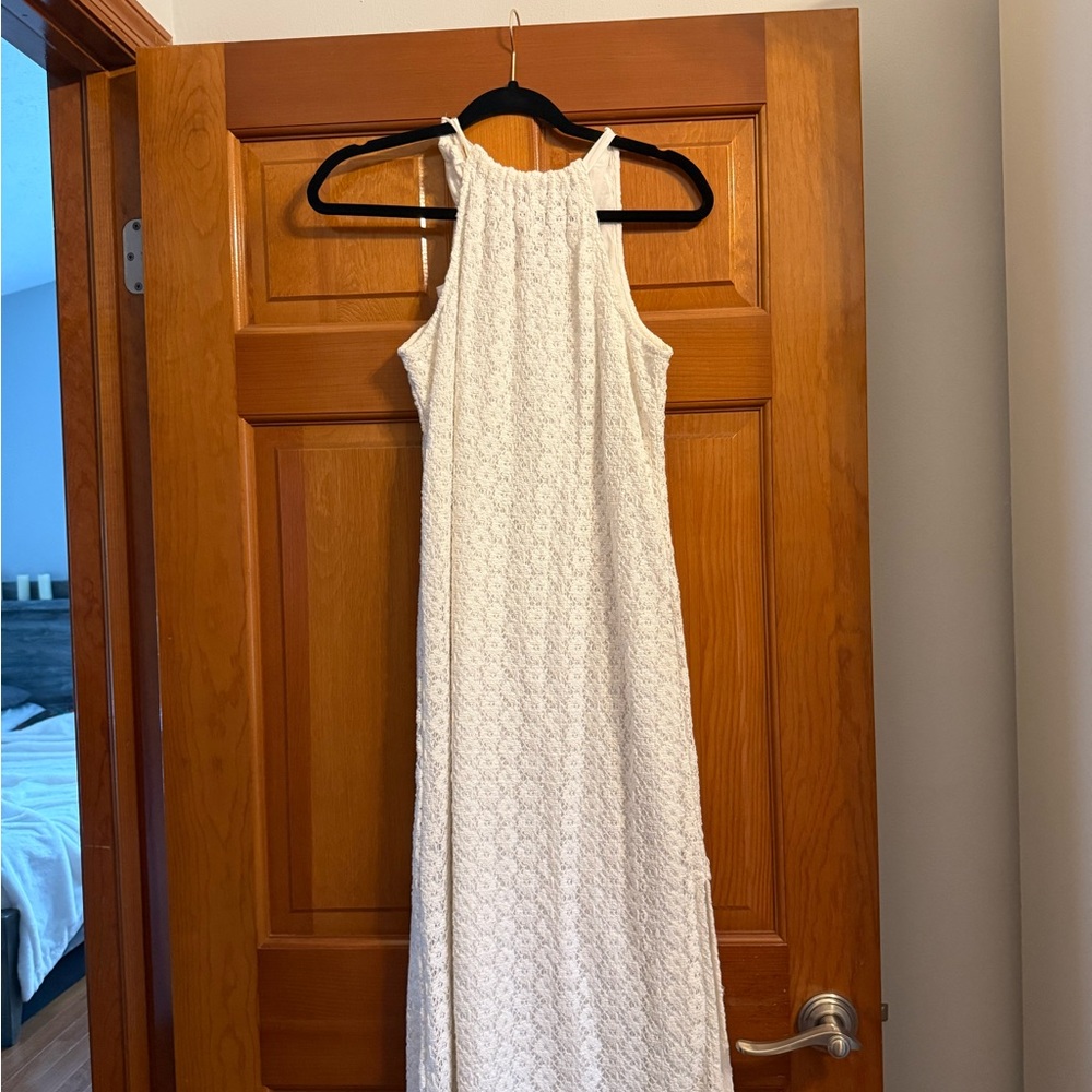 Elegant White Lace Dress